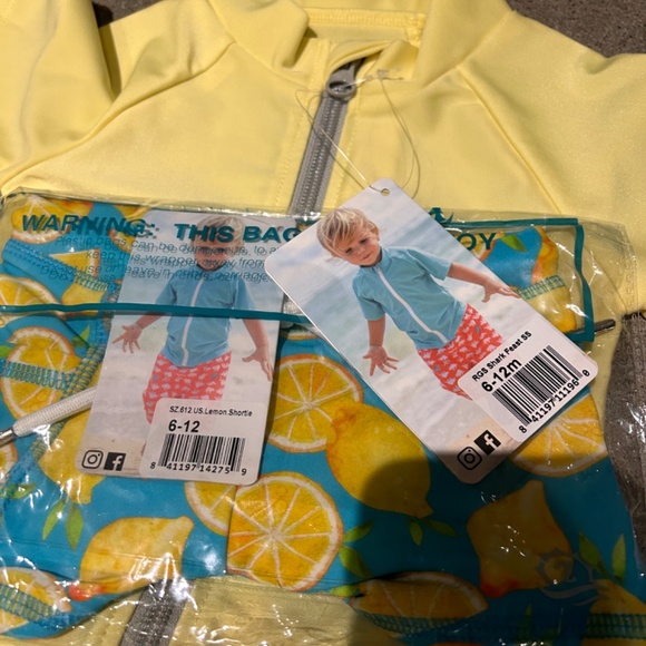 Swim zip outfit - Picture 2 of 2